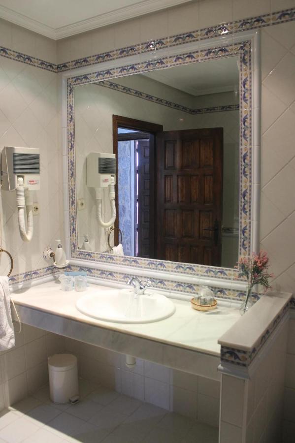Vettonia Hotel Ávila Eksteriør billede